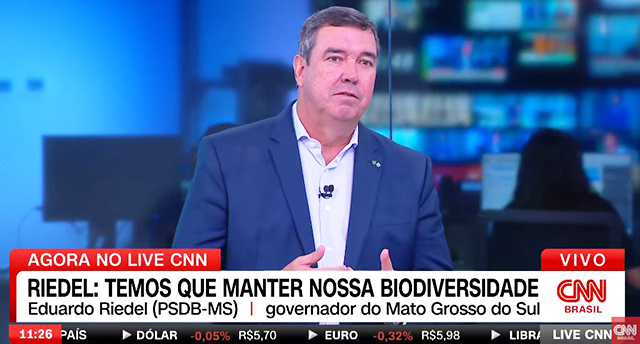 Riedel comentou a fusão do partido, a popularidade de Lula, queimadas no Pantanal e projetos de infraestrutura.