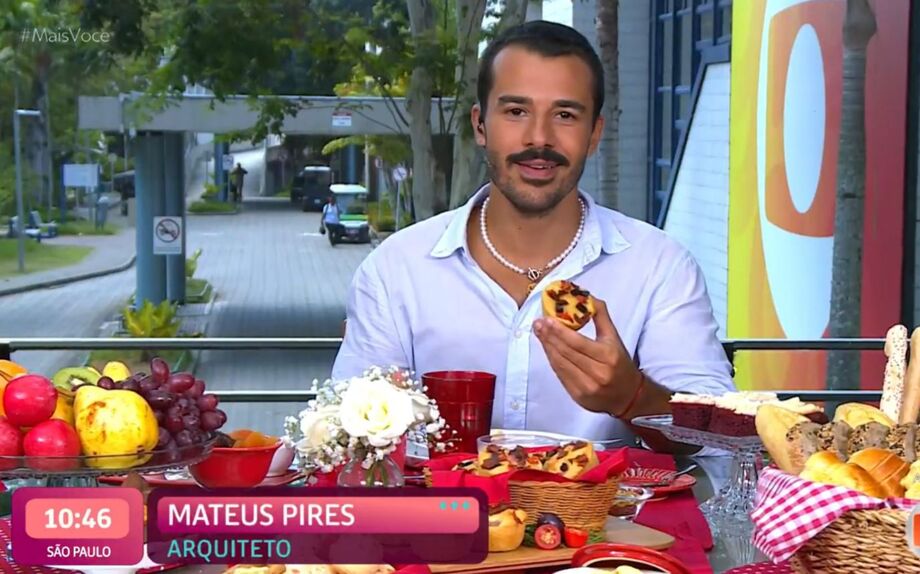 Mateus Pires compareceu ao café com eliminado no 'Mais Você'