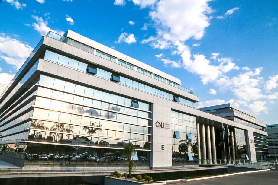 Pesquisa nacional do CNJ quer ouvir a sociedade para melhorar os serviços do Poder Judiciário.