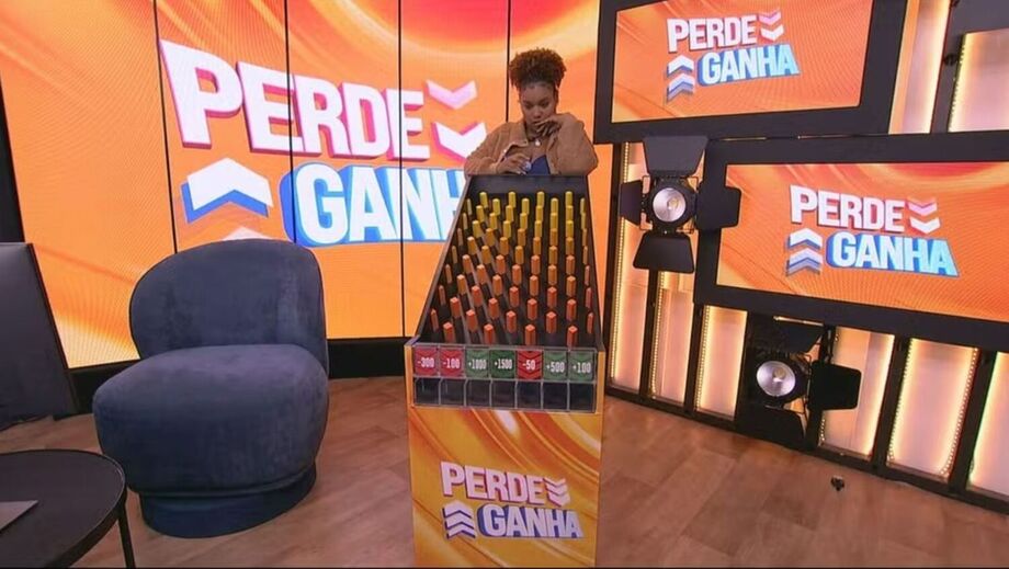 Camilla apostou tudo que tinha na conta e garatiu o Poder Curinga