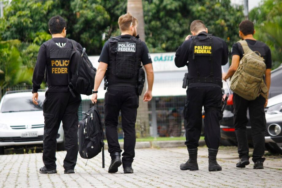 Policiais federais em atuação na Operação Zelotes