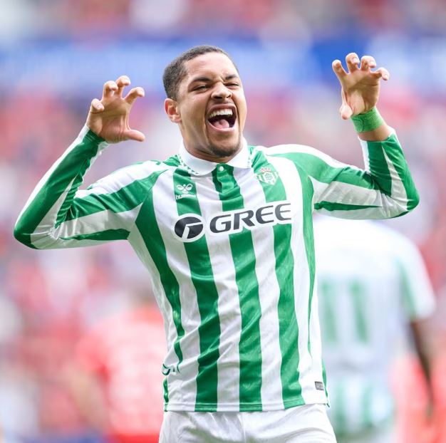 Vitor Roque é o novo reforço do Palmeiras.