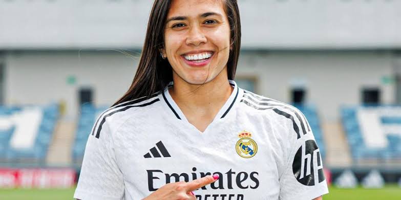 A lateral Antonia Silva