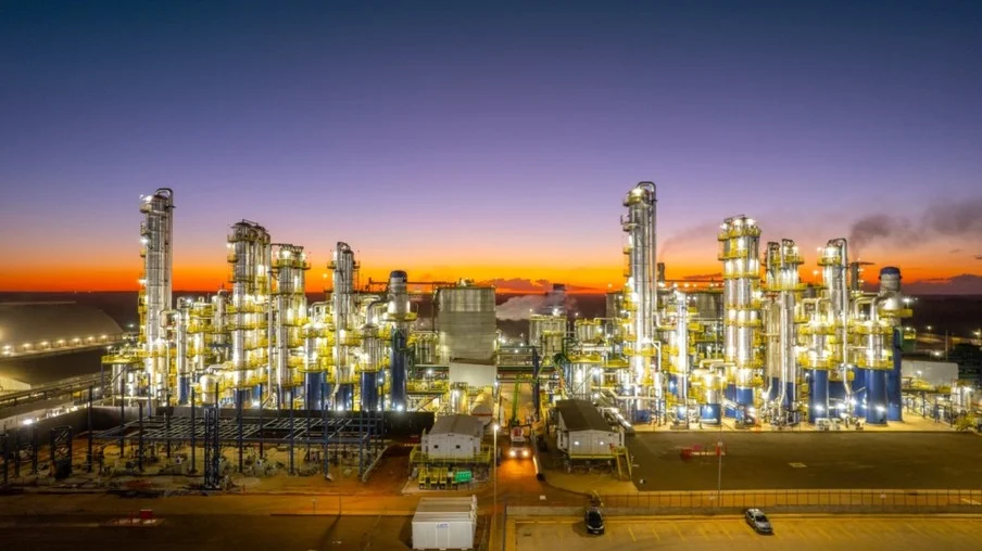 A ANP autorizou a nova fase da Inpasa em Sidrolândia, elevando a produção de etanol e impulsionando a economia local.