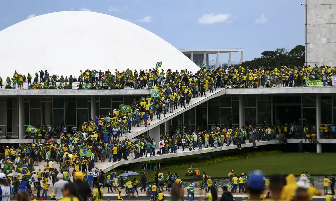 PGR pede condenação de ex-integrantes da cúpula da PMDF por omissão e tentativa de golpe no 8/1