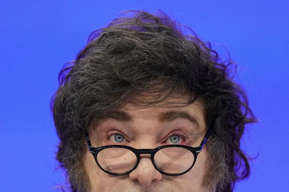 Javier Milei, presidente da Argentina, é alvo de pressão de opositores e até aliados