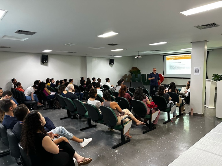 HU-UFGD promove palestra sobre cirurgia bariátrica e metabólica