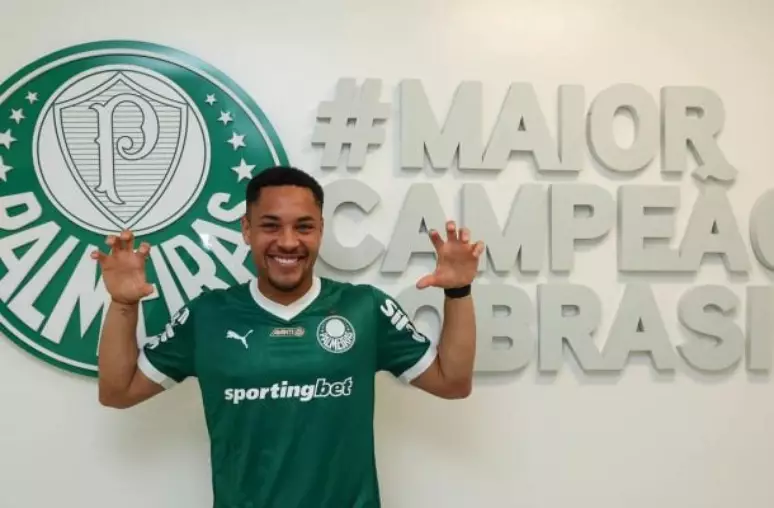 Vitor Roque sexto reforço do Palmeiras