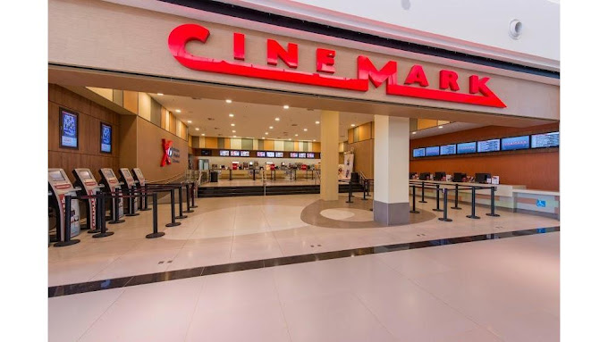 Cinemark celebra o Dia da Pipoca com promoção inusitada: clientes podem levar seus próprios baldes e encher até 10 litros de pipoca por R$ 19.
