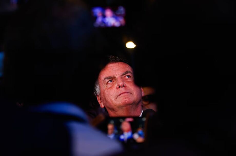 Bolsonaro foi indiciado por fraudes nos cartões de vacina, mas PGR pediu arquivamento de investigação em relação ao ex-presidente.