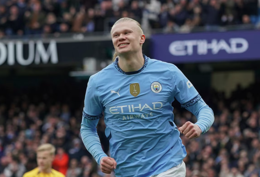 Haaland marca duas vezes no clássico e lidera vitória do City sobre o rival United no Etihad Stadium