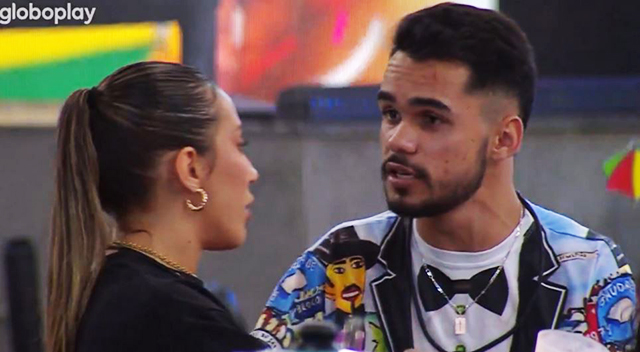 João Pedro reclama de Eva para Renata