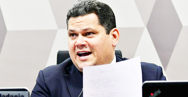 Davi Alcolumbre (União Brasil-AP), presidente do Senado