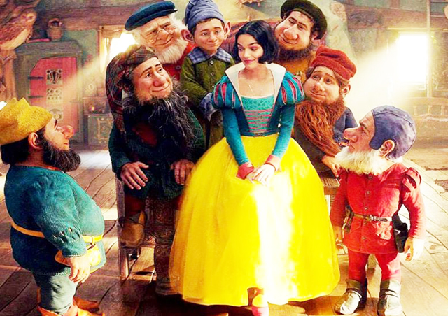 Live-action de Branca de Neve conta com Rachel Zegler como a princesa e Gal Gadot interpretando a Rainha Má.