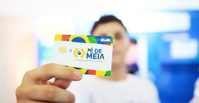 Cartão do programa Pé de Meia