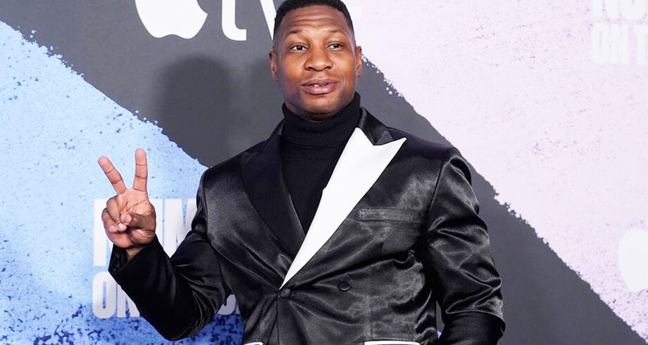O ator Jonathan Majors participa da estreia do documentário Number One on the Call Sheet em Los Angeles.