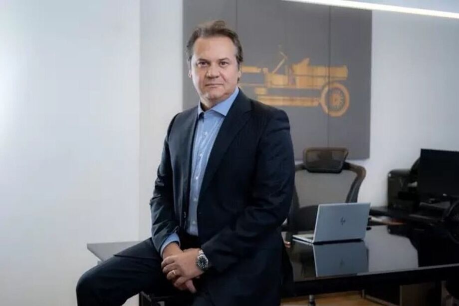 'A pior palavra para o setor automotivo chama-se incerteza, e o que nós estamos vivendo hoje é incerteza', diz Leite