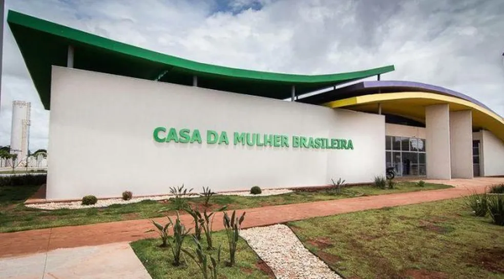 Delegacia Especializada em Atendimento à Mulher (DEAM) - Casa da Mulher Brasileira