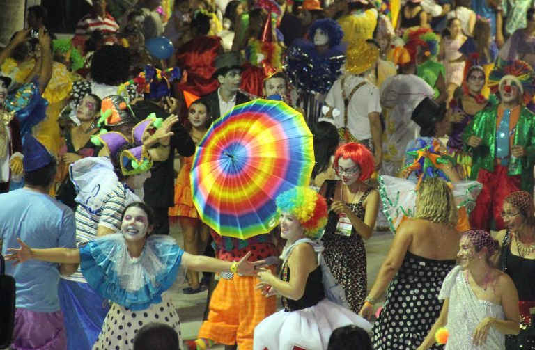 Secretaria de Estado de Saúde orienta sobre medidas para garantir a saúde dos foliões durante o Carnaval