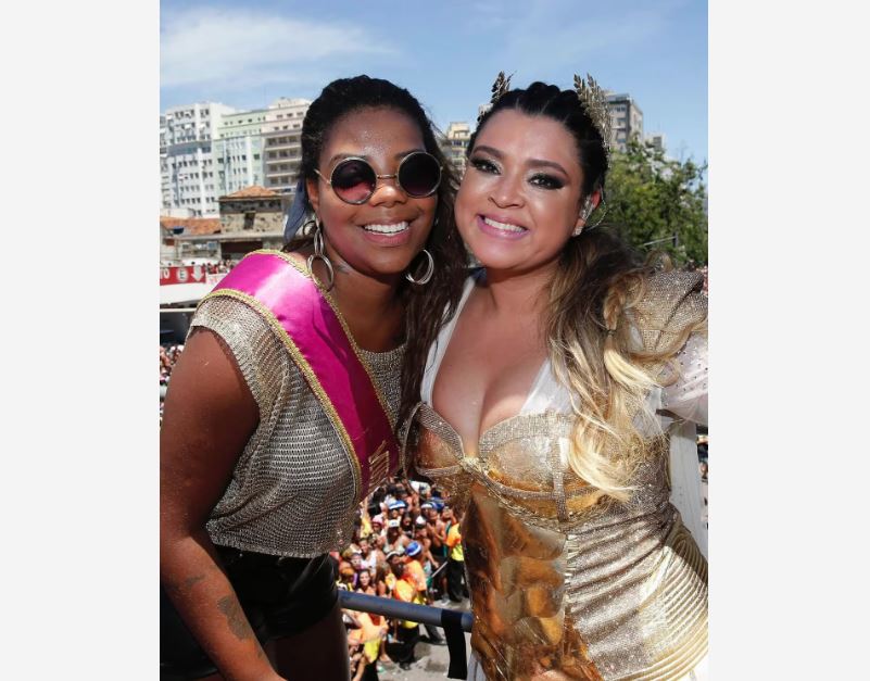Preta Gil ganha homenagem de Ludmilla no carnaval do Rio de Janeiro.