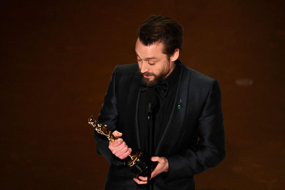 Kieran Culkin recebe o Oscar de Melhor Ator Coadjuvante em 2025