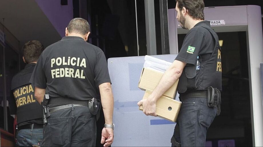 Agentes da PF durante a Operação Lava Jato