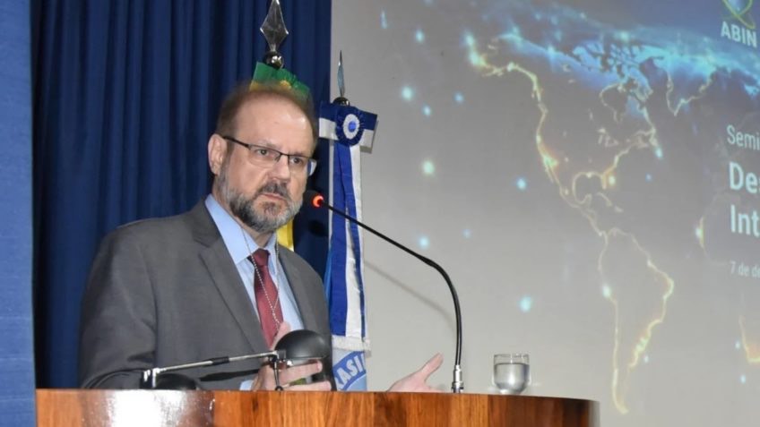 Diretor-adjunto da Abin, Marco Cepik deixa o cargo