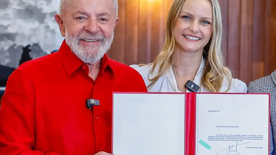 Lula indica Verônica Sterman para o STM e atende pressão por mais mulheres na Corte