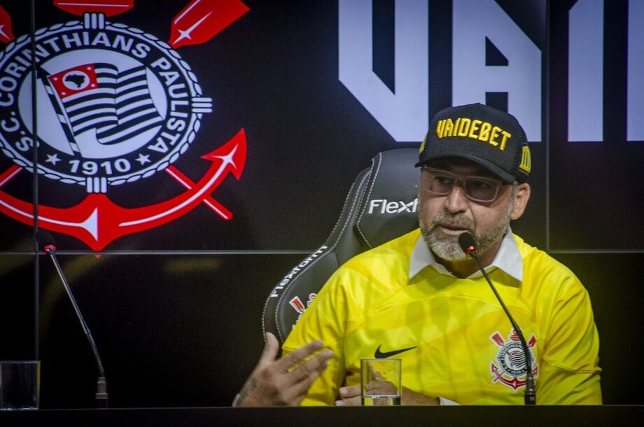 Augusto Melo, presidente do Corinthians, irá depor, na condição de investigado, no caso Vai de Bet.