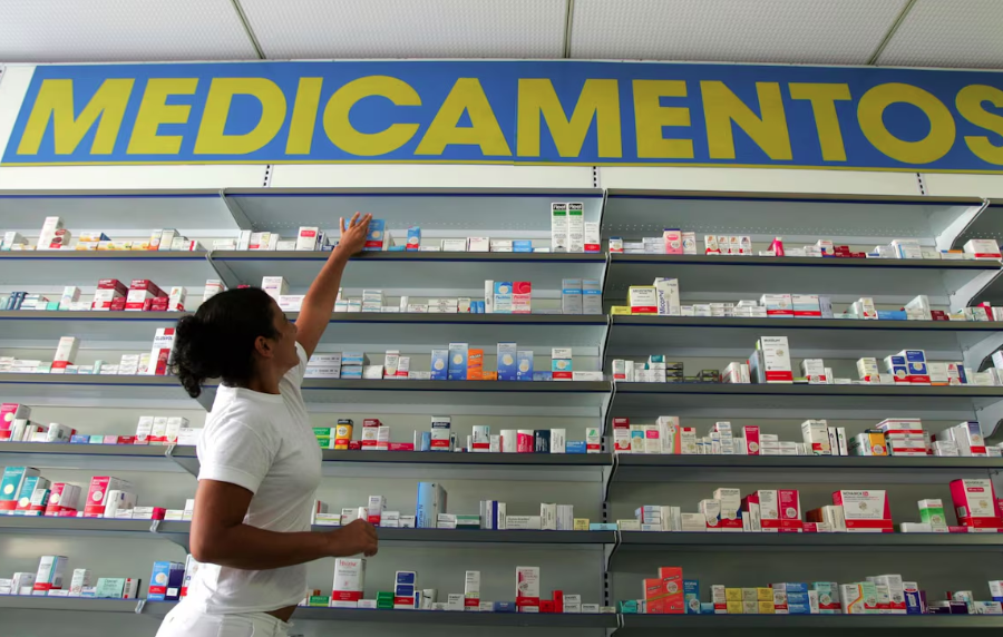Senado aprova venda de medicamentos em supermercados desde que local tenha espaço exclusivo e farmacêutico