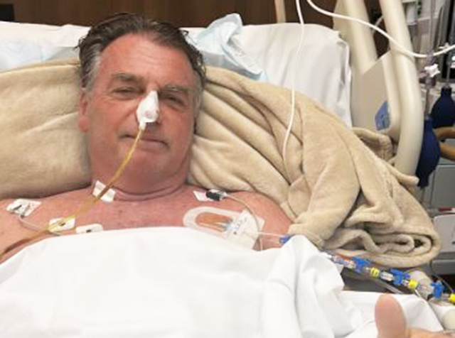 Michelle publica foto de Bolsonaro nos stories, do Instagram, em repouso no hospital