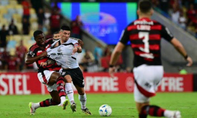 Flamengo perde por 2 a 1 para o Central Córdoba no Maracanã. Argentinos fazem história, e Pedro volta após lesão.