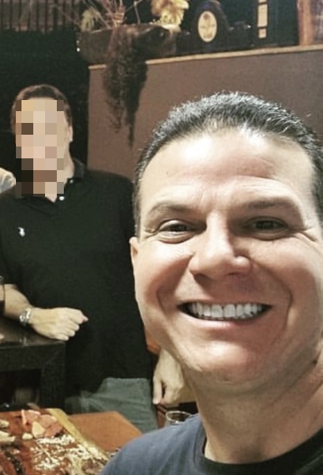 Neto Coelho morre após acidente na Driver Cup 2025. Carro rodou na pista molhada e colidiu com outro veículo em Gavião Peixoto (SP).