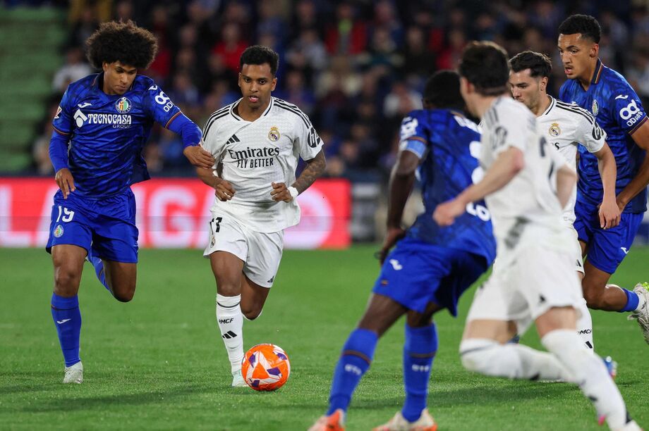 Real vence Getafe fora de casa e segue vivo na disputa com o Barcelona