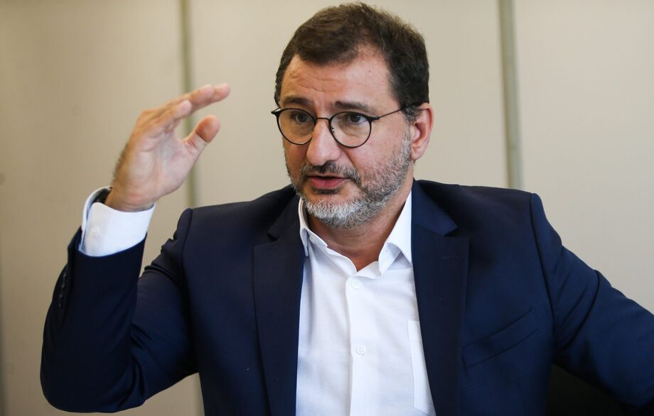 Firpo retorna à função de professor do Insper.