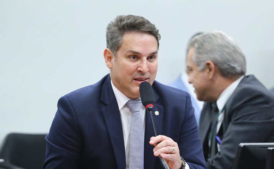 Zucco, líder da oposição, é o autor do requerimento que cria a subcomissão do 8 de Janeiro.