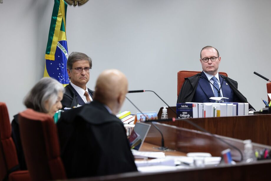 Ministro Cristiano Zanin é o presidente da Primeira Turma do STF.