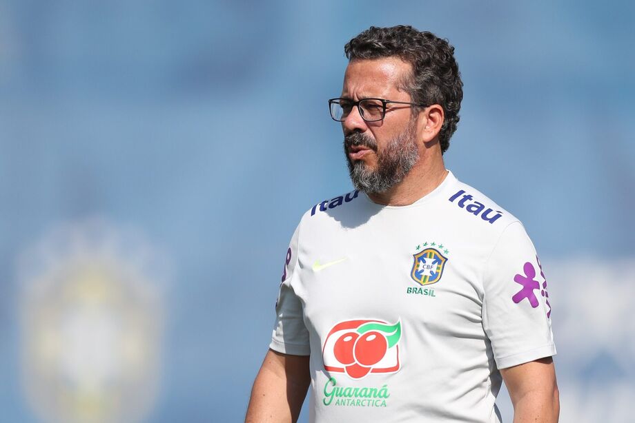 Cleber Xavier, ex-auxiliar de Tite na seleção, será o novo técnico do Santos