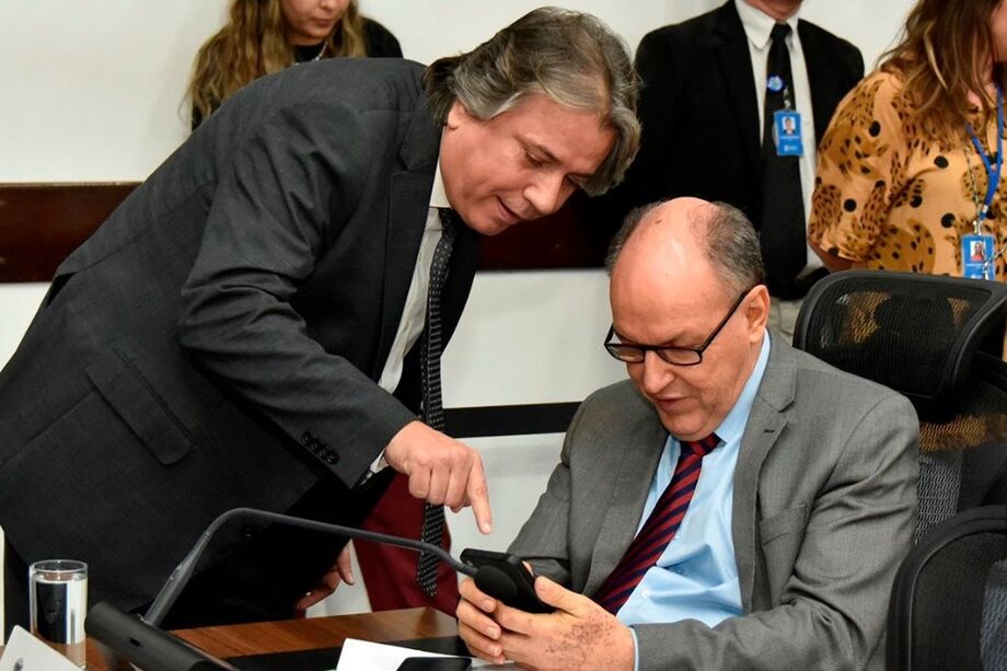 Novas leis são de autoria de Caravina (PSDB) e Junior Mochi (MDB)