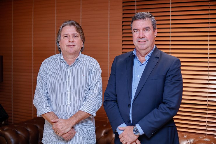 Governador sanciona lei de Caravina e oficializa o Vale da Celulose em MS
