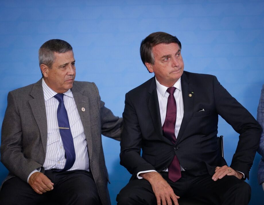 Walter Braga Netto e Jair Bolsonaro são réus por tentativa de golpe