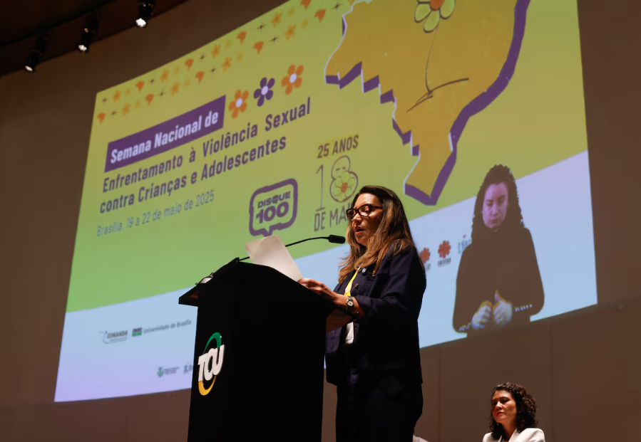 A primeira-dama, Janja da Silva, durante cerimônia de abertura da Semana Nacional de Enfrentamento à Violência Sexual contra Crianças e Adolescentes, realizada na manhã desta segunda-feira, 19, em Brasília.