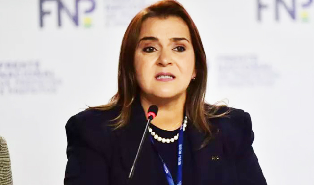 Prefeita Adriane Lopes determinou novas regras para agilizar serviço público