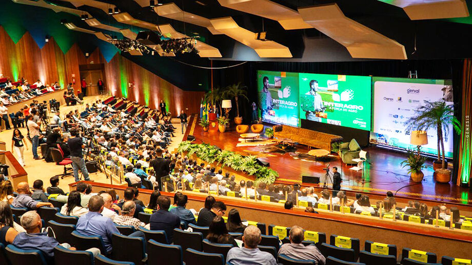 Evento Interagro reúne produtores rurais, especialistas e estudantes no Sindicato Rural de Campo Grande, com programação voltada à inovação e à sustentabilidade no agronegócio.