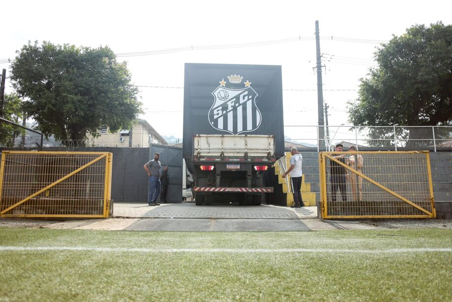 Santos e NR Sports reformam centro de treinamento das categorias de base.