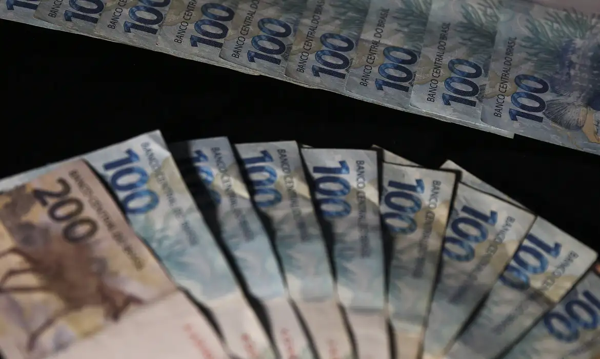 A DPF inclui a dívida interna e externa