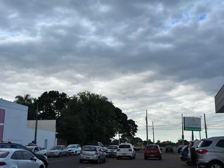 Céu encoberto e calor marcam a terça-feira em Campo Grande