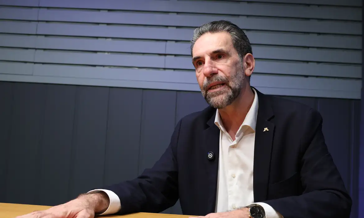 O diretor geral brasileiro da Itaipu Nacional, Ênio Verri