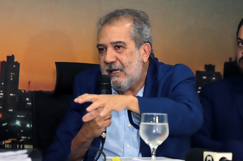 Themis de Oliveira, presidente do Consórcio Guaicurus, durante oitiva na Câmara Municipal de Campo Grande