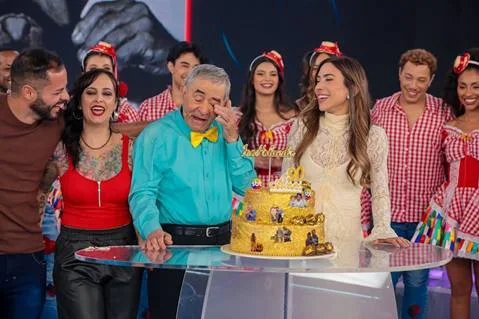 Ivo Holanda se emociona com surpresa
